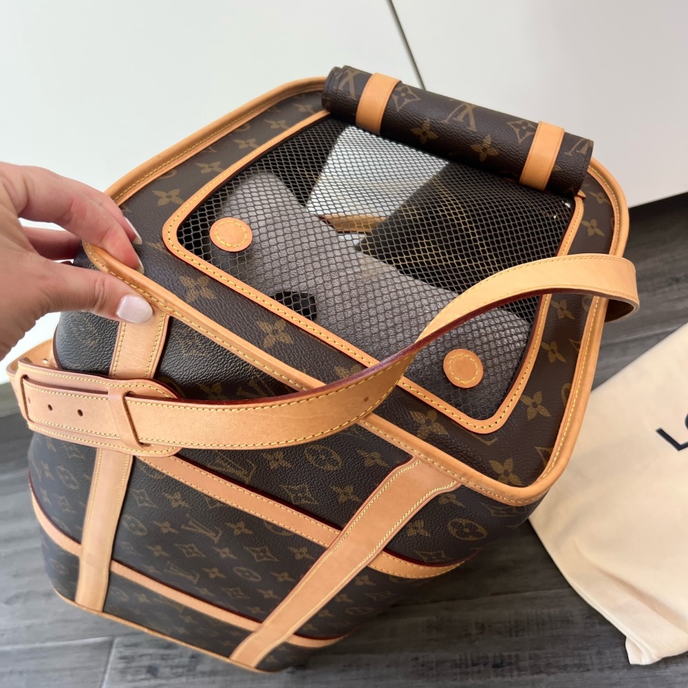 Louis Vuitton Dog Carrier Travel Bag - Picture 11 of 11